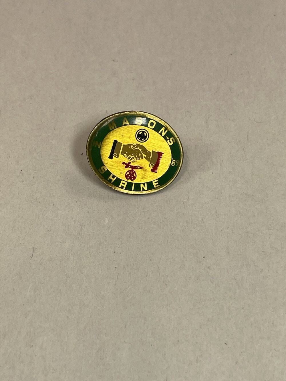 Vintage Masons Shrine Enamel Lapel Pin Fraternal Brotherhood